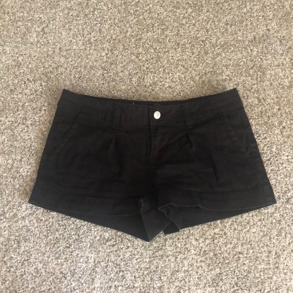 black jean shorts